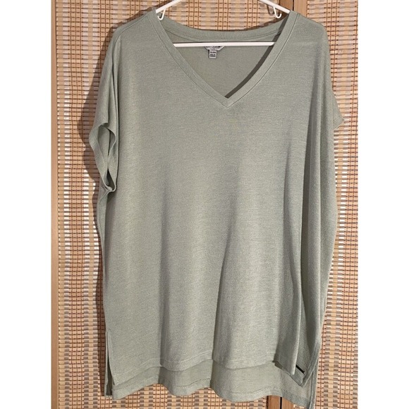 Orvis Top Womens 2XL Mint Short Sleeve V-Neck Pullover Tee Shirt Casual Logo‎ - Picture 1 of 12